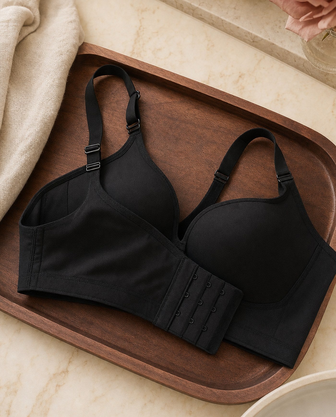 The Ease™ — Wireless Smoothing Everyday Bra