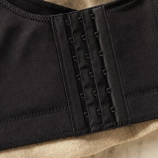 The wide smoothing back band and multi-row closure